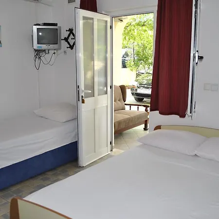 Two Olive Trees Lägenhet Orebić