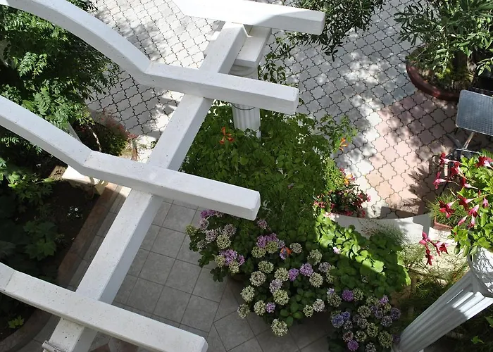 아파트 Two Olive Trees 오레비츠