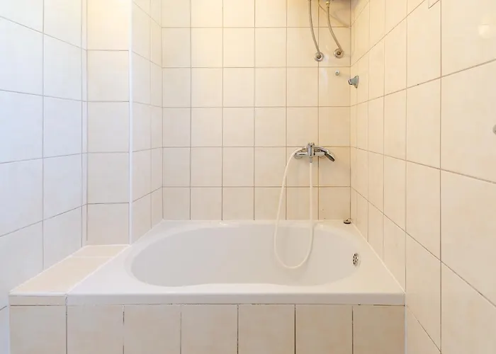 아파트 Two Olive Trees