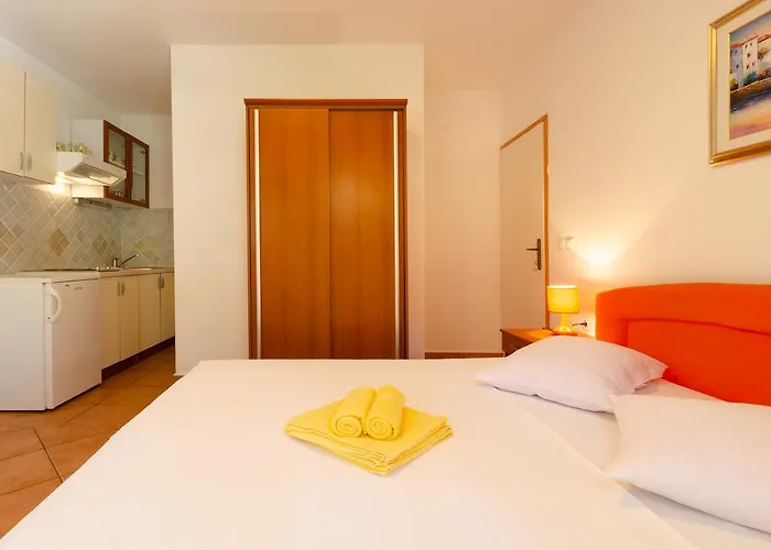 아파트 Two Olive Trees 오레비츠