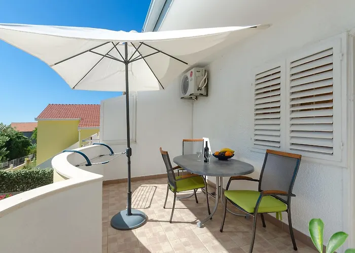 아파트 Two Olive Trees