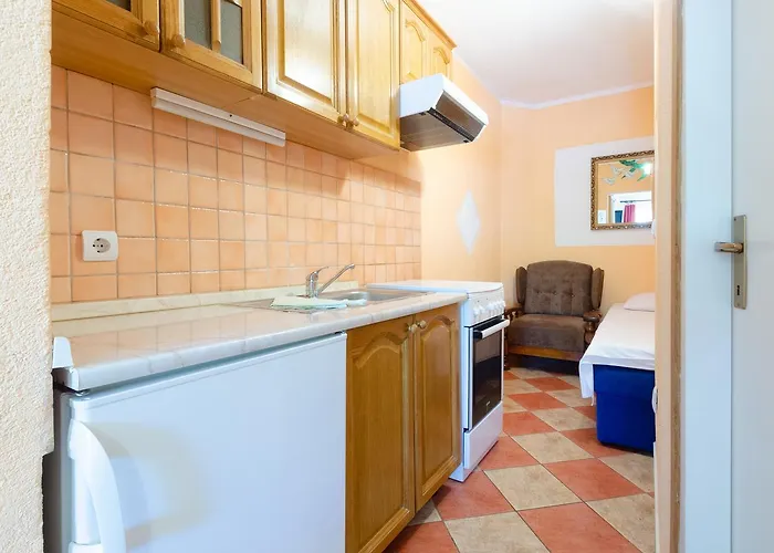 아파트 Two Olive Trees 오레비츠