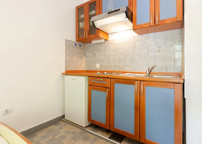 아파트 Two Olive Trees *