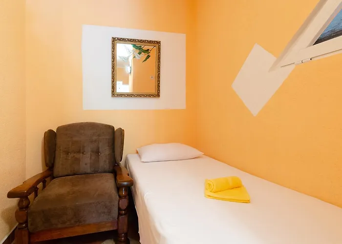 아파트 Two Olive Trees 오레비츠